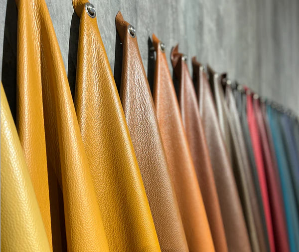 Leather Sofas vs. Fabric Sofas: Which One is Right for You?