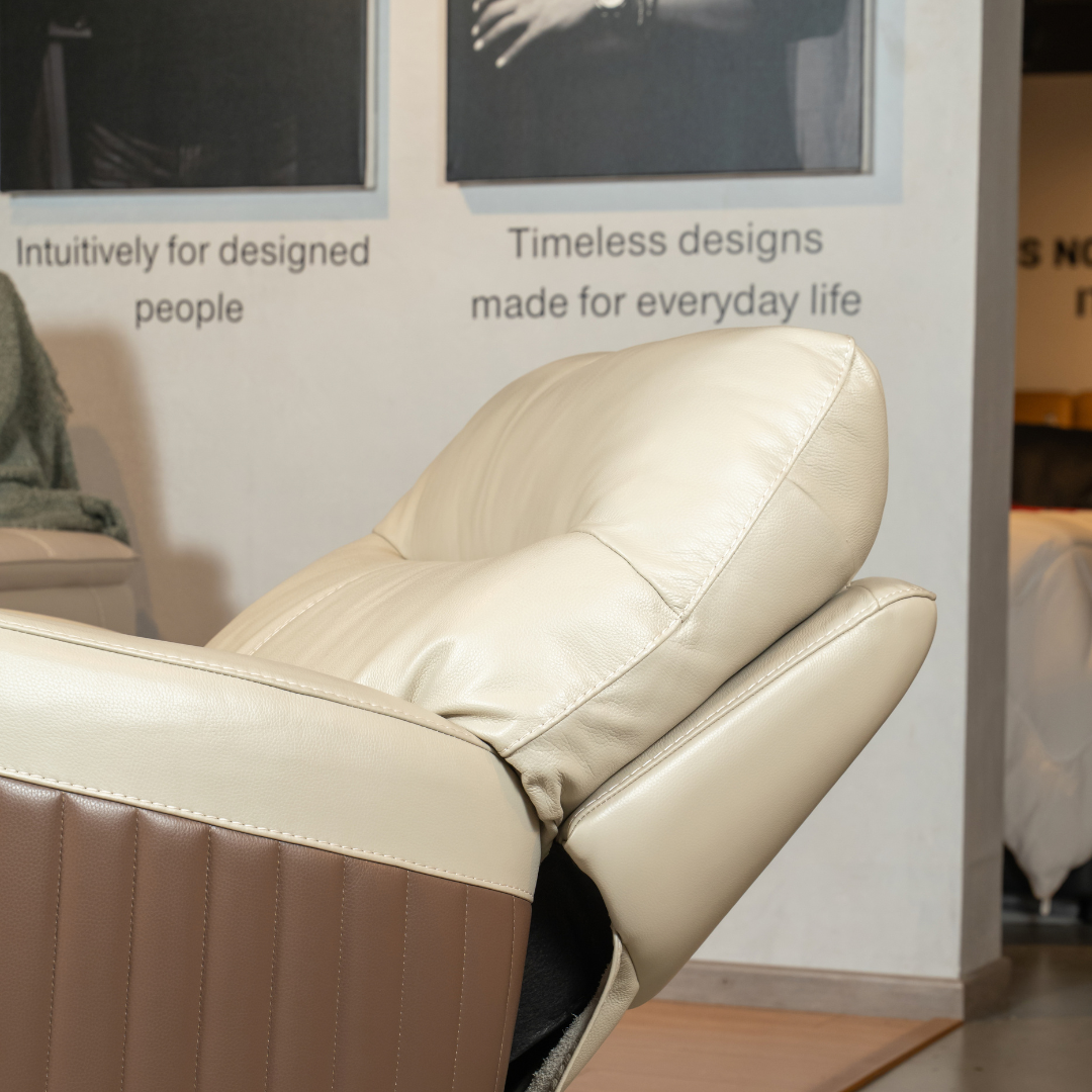 Peyton_Dual_upholstery